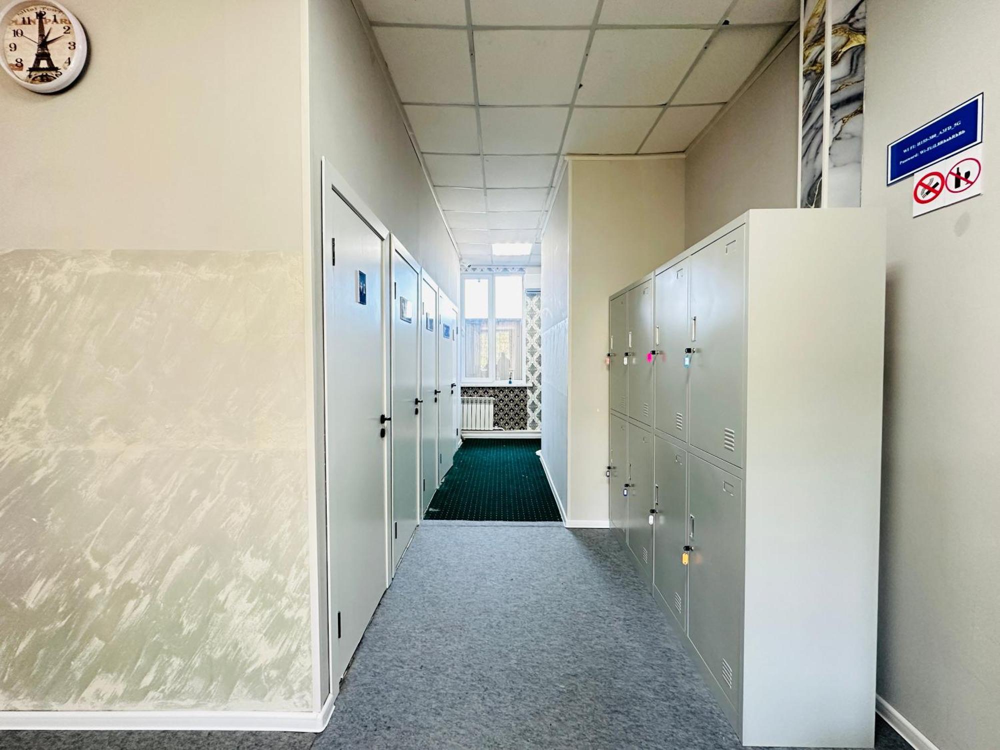 Center Capsule Hotel Алматы Экстерьер фото